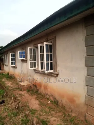 3bdrm Bungalow in Oluwole., Ado-Odo/Ota for sale