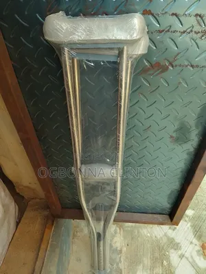 Arm Crutches