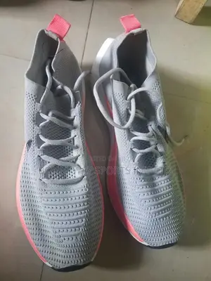 Nike Juggling Size 45 Canvas