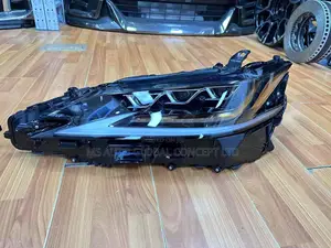Lexus Es350 2019 Headlights