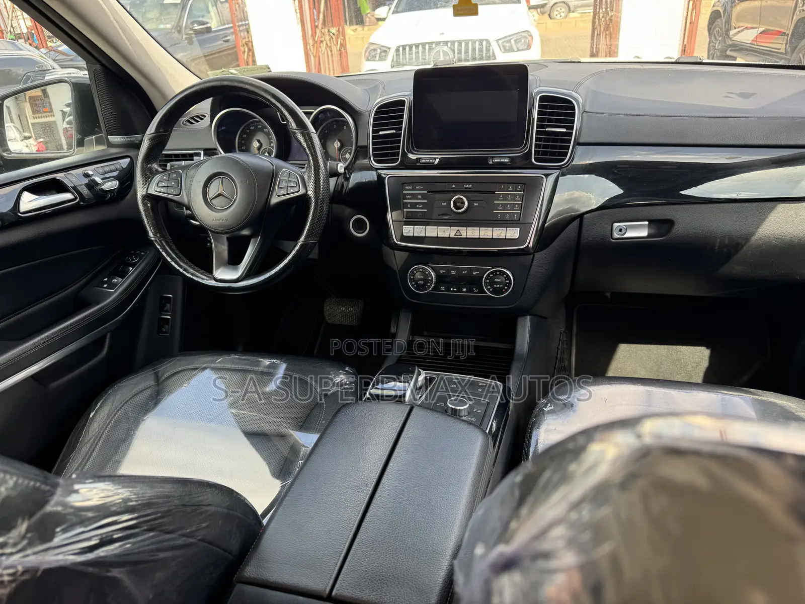 Mercedes-Benz GL-Class 550 2016 White