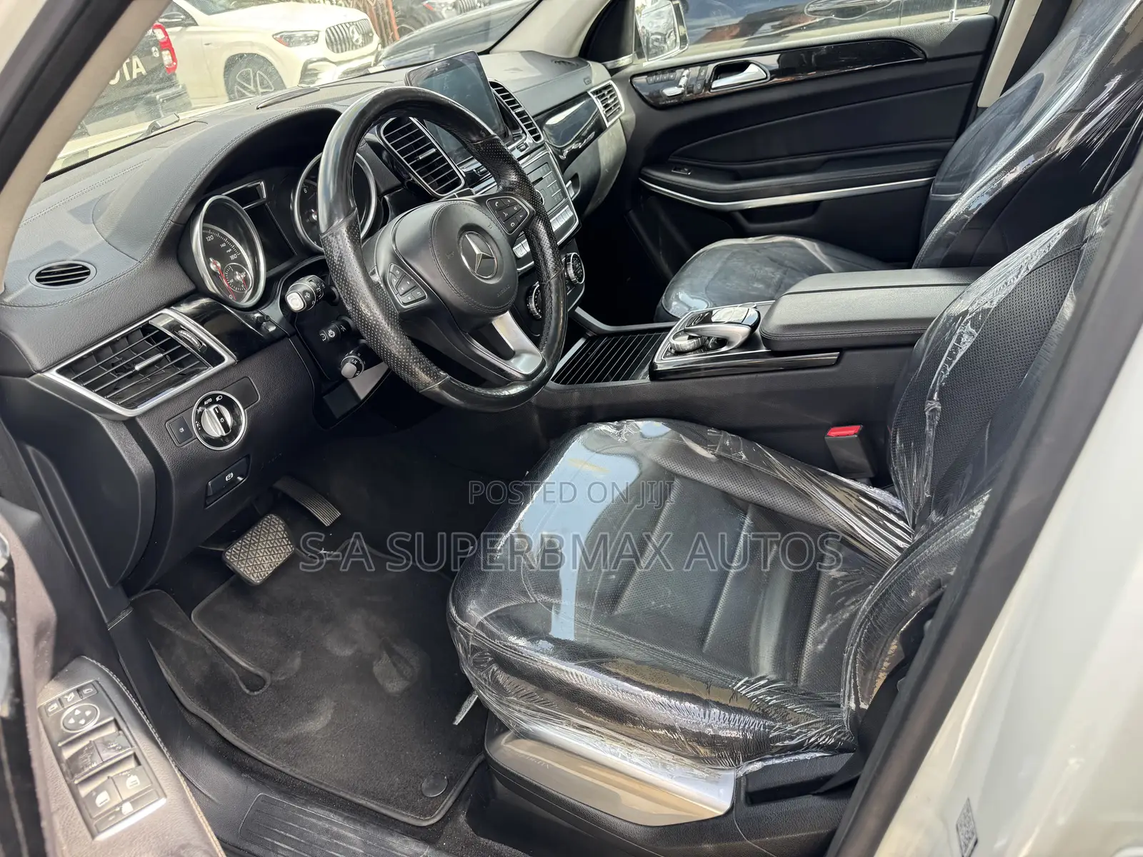 Mercedes-Benz GL-Class 550 2016 White