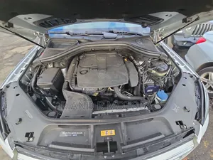 Mercedes-Benz GLE-Class 2016 Silver