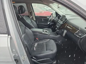 Mercedes-Benz GLE-Class 2016 Silver