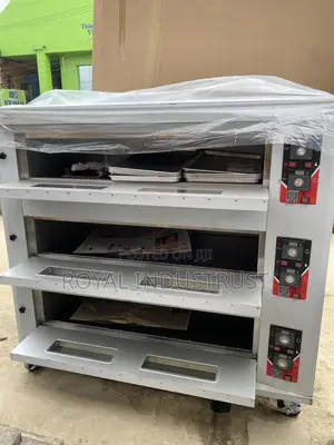 Photo - 9 Tray Gas Deck Oven