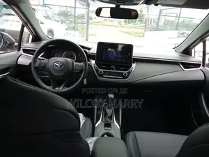 Toyota Corolla LE 2020 Black
