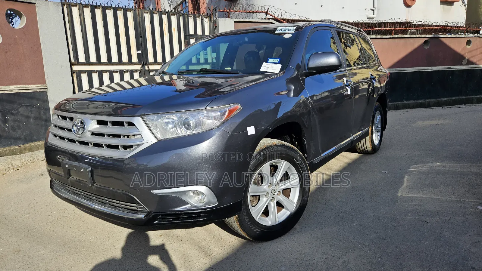 Toyota Highlander Limited 3.5L 2WD 2013 Gray