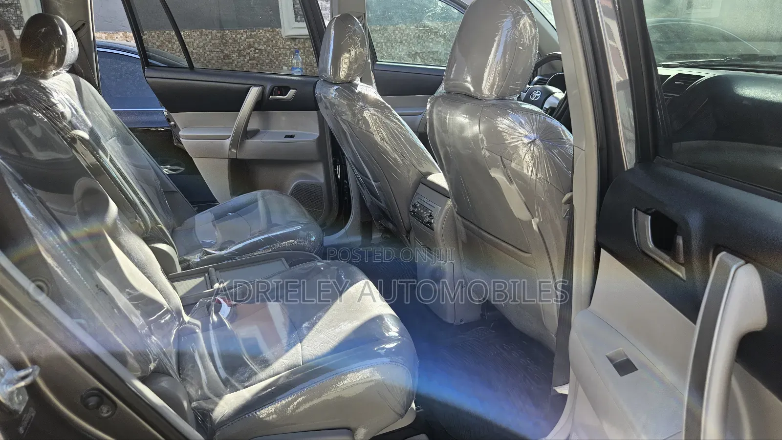 Toyota Highlander Limited 3.5L 2WD 2013 Gray