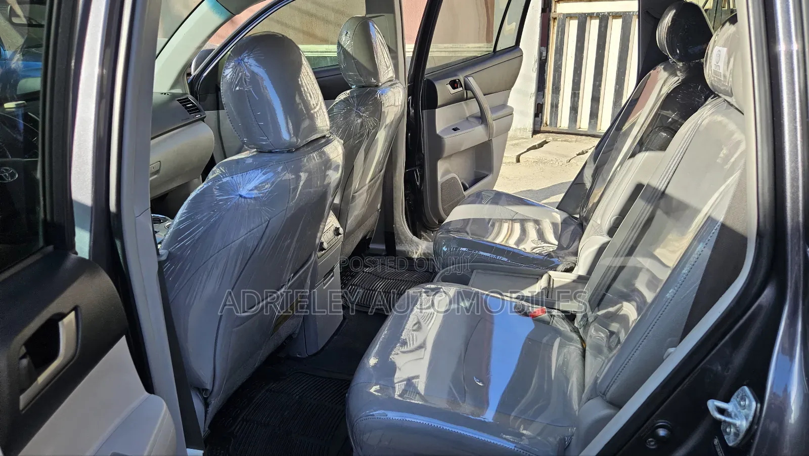 Toyota Highlander Limited 3.5L 2WD 2013 Gray