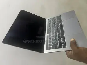 Macbook Pro Screen 2019 13 Inches. A1989