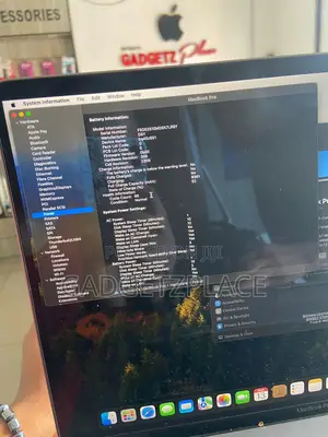 Laptop Apple MacBook Pro 2019 16GB Intel Core I7 SSD 512GB