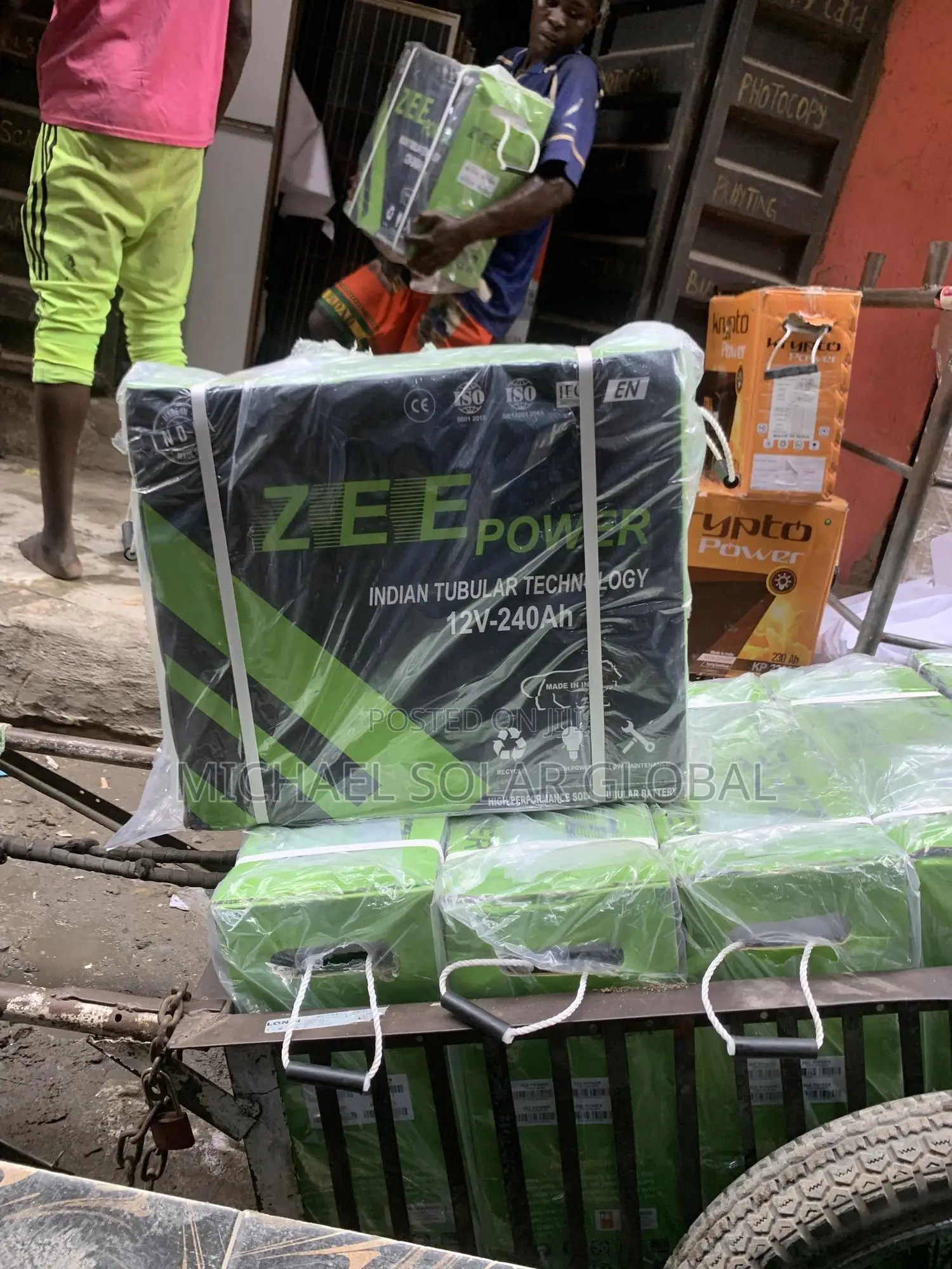 240ah 12v Zee Power