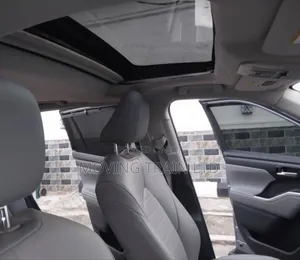 Toyota Highlander 2021 Blue