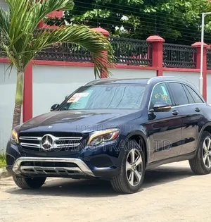 Mercedes-Benz GLC-Class 2018 Blue