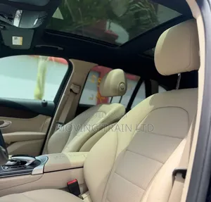 Mercedes-Benz GLC-Class 2018 Blue