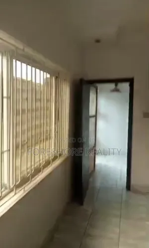 Photo - 3bdrm Apartment in Ajao Estate for rent