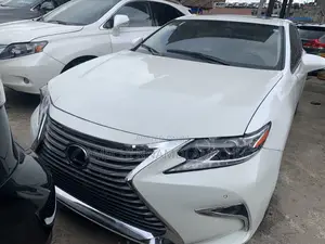 Lexus ES 350 FWD 2015 White
