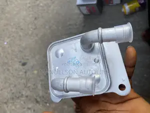 Oil Cooler for 3ur Lx570,Gx460,Landcruiser,Tundra,Seqoia