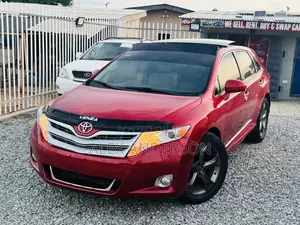 Toyota Venza V6 AWD 2010 Red