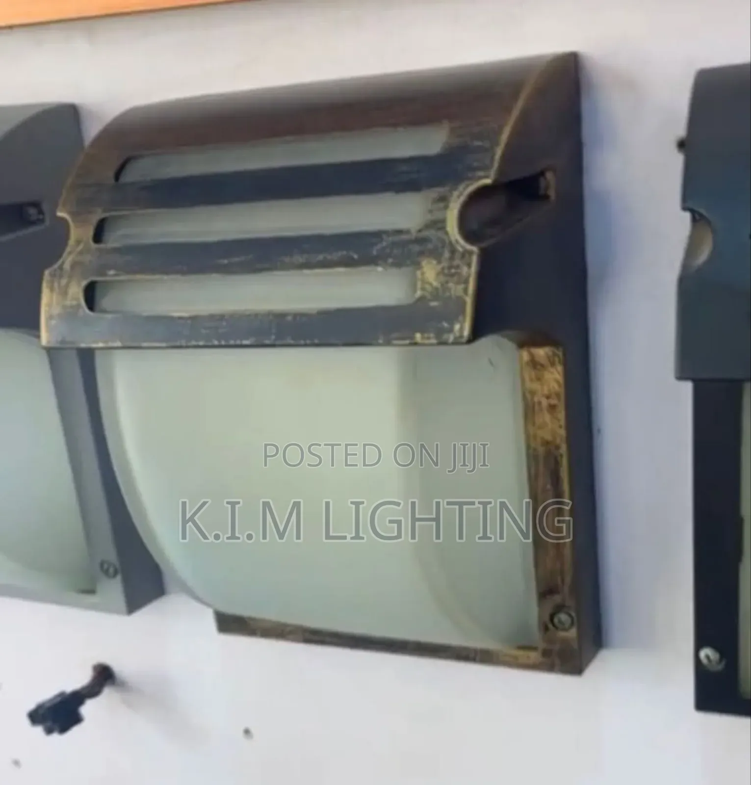 Outdoor Wall Lamp