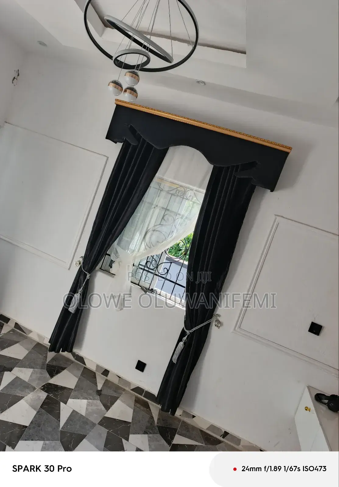 Curtain Board