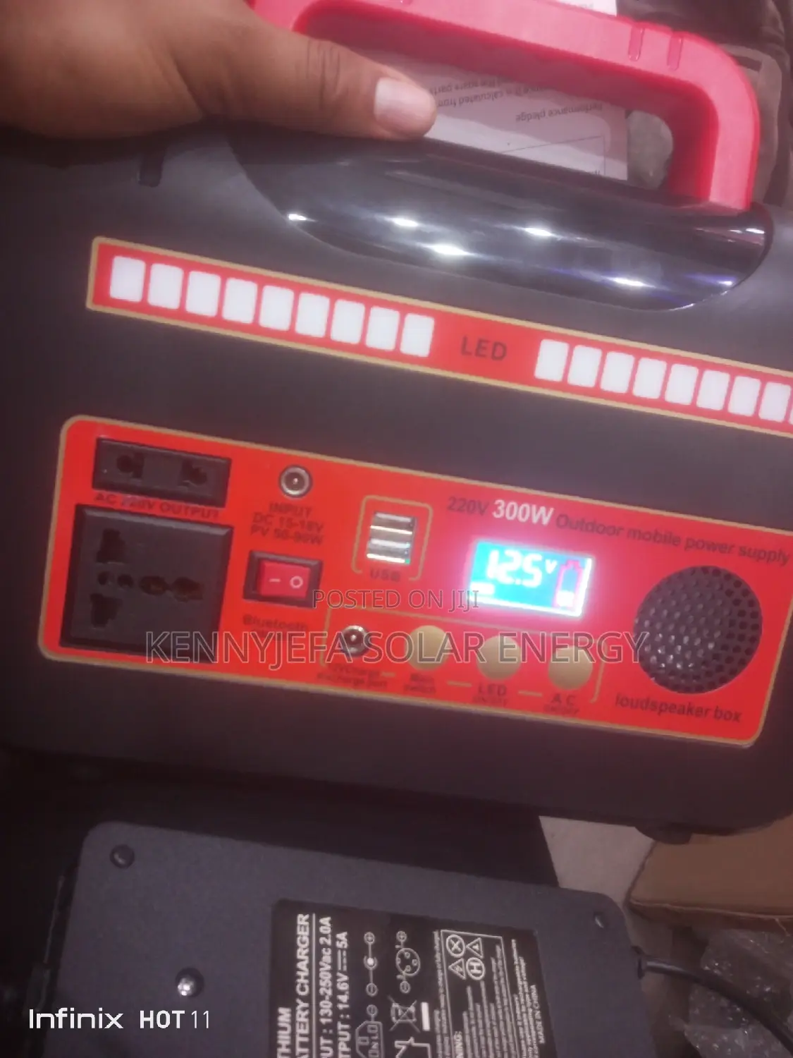 300watt Solar Generator 40ampsn