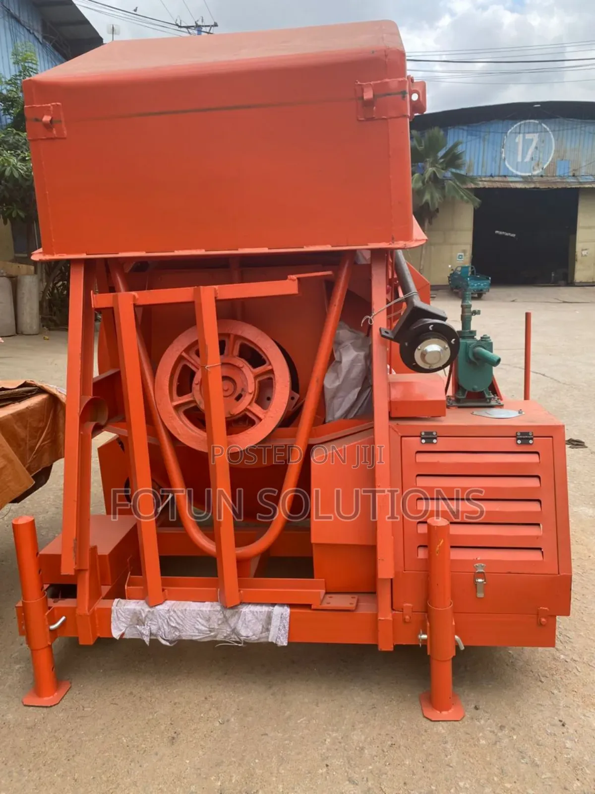 Self Load Concrete Mixer