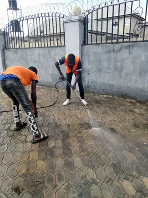 Excellent Amazing Cleaning Service