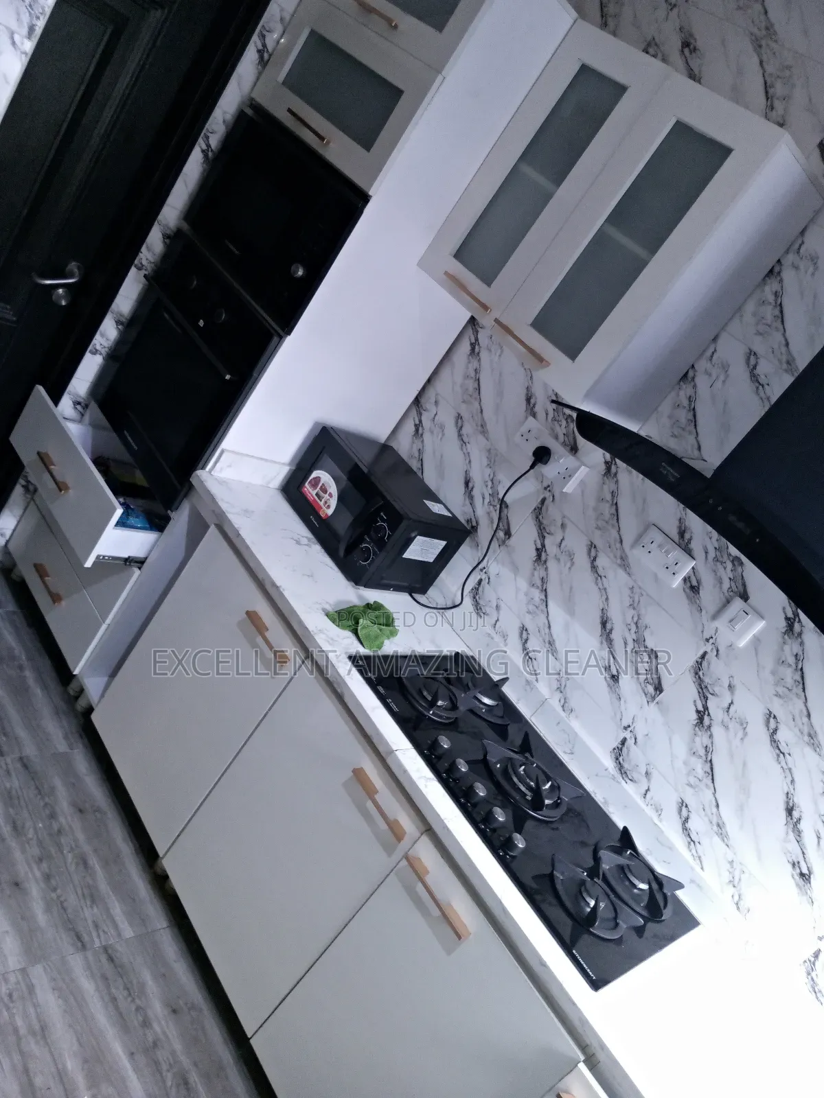 Excellent Amazing Cleaning Service