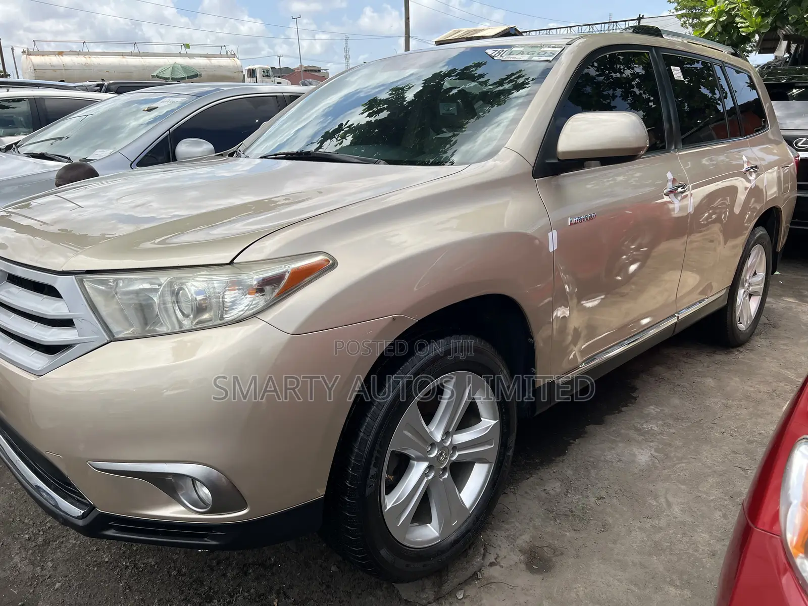 Toyota Highlander 2013 Gold