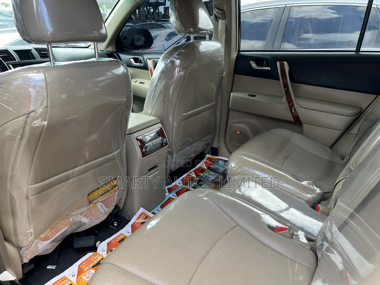 Toyota Highlander 2013 Gold