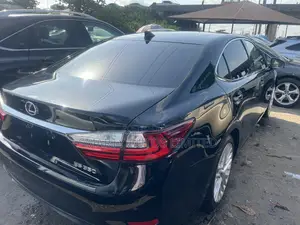 Lexus ES 350 FWD 2016 Black