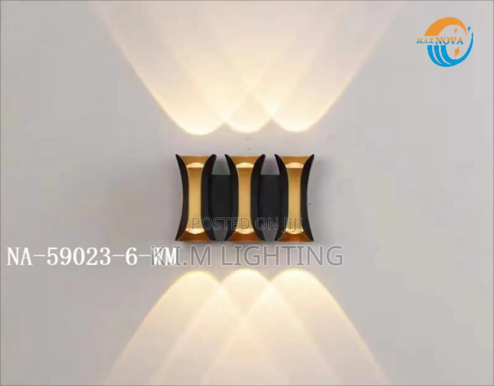 Outdoor Cast Wall Light