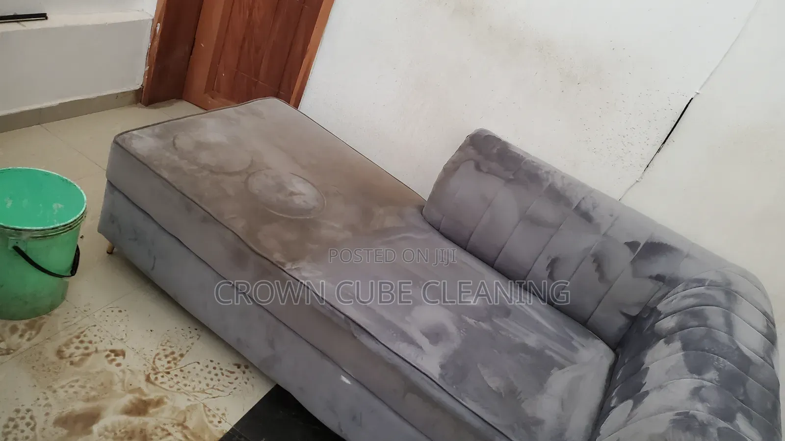 Upholstery Couch Cleaning Services