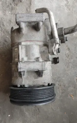 Avensis 2005 a/C Compressor