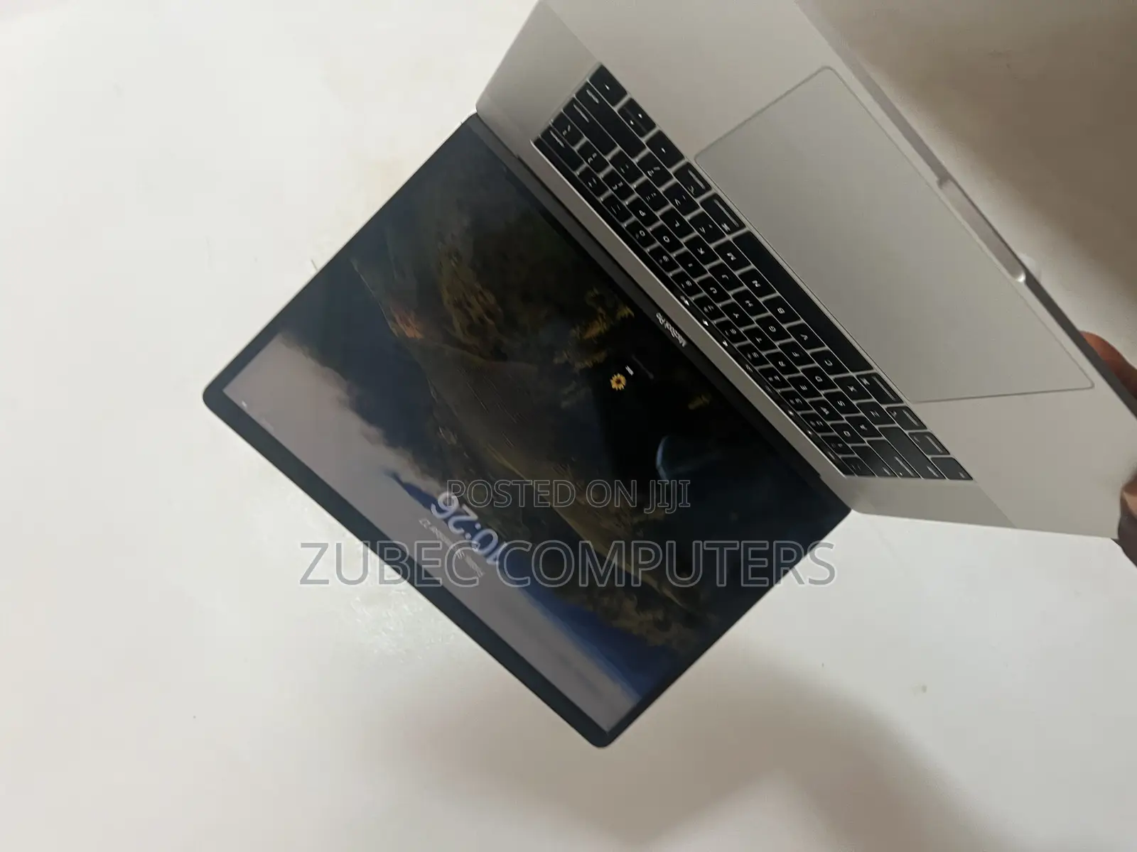Laptop Apple MacBook Pro 2018 16GB Intel Core i7 SSD 256GB