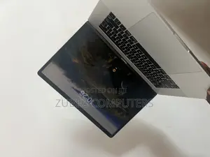 Laptop Apple MacBook Pro 2018 16GB Intel Core i7 SSD 256GB