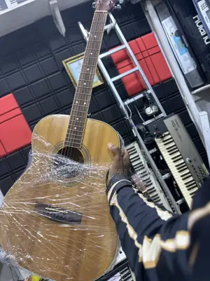 Acoustic Box Guitar Original