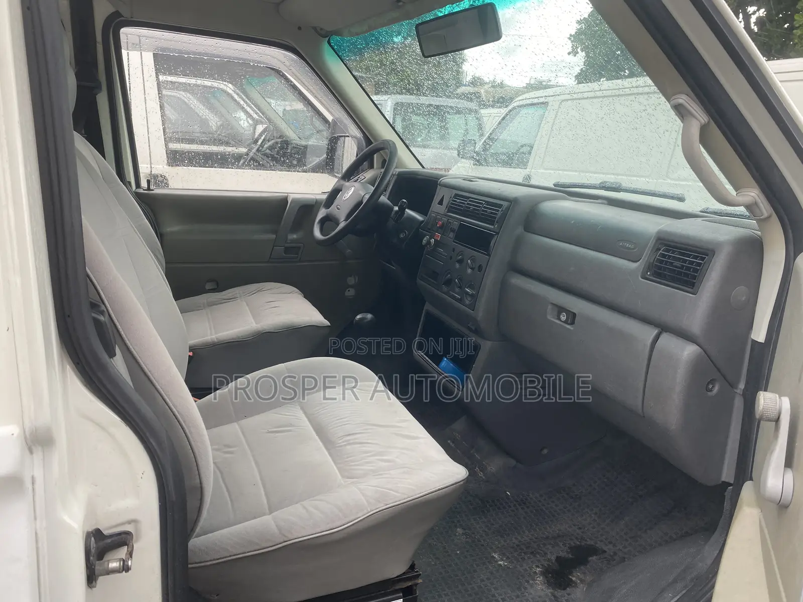 Volkswagen Transporter 2003 White