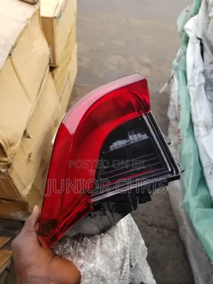 1 Set Back Light Toyota Avalon 2019 Available Brand New One