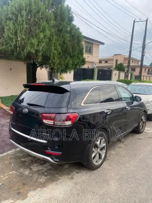 Kia Sorento 2018 Black