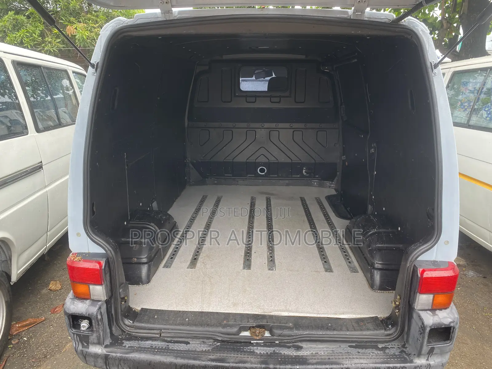 Volkswagen Transporter 2003 Blue