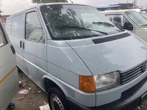 Volkswagen Transporter 2003 Blue