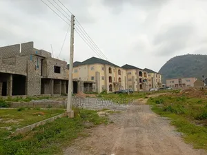 2bdrm Apartment in Rock & Knight Estate, Gwarinpa for sale