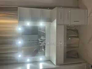 4 Feet Vanity Table