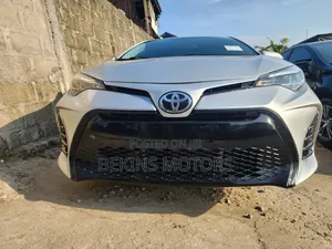 Toyota Corolla 2019 Silver