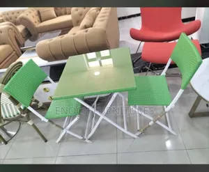 Fordable Table and Chairs