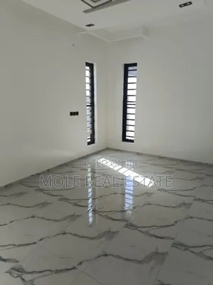 Furnished 3bdrm Block of Flats in Adeola Adeku, Victoria Island