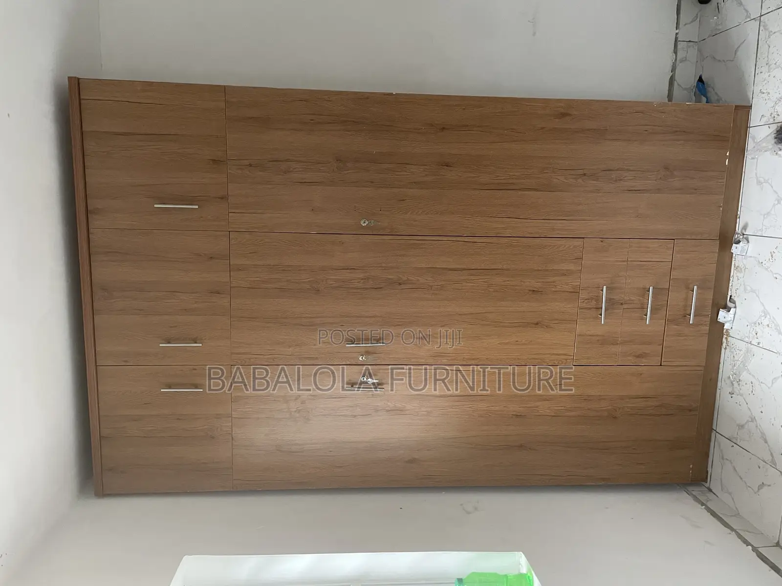 5/8 Feet Standard Wardrobe