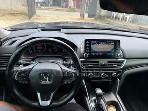 Honda Accord Touring 2.0T 2020 Black